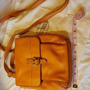 Fossil leather purse with dust cover